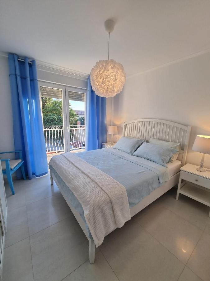 White House Posesi Villa Medulin Bagian luar foto