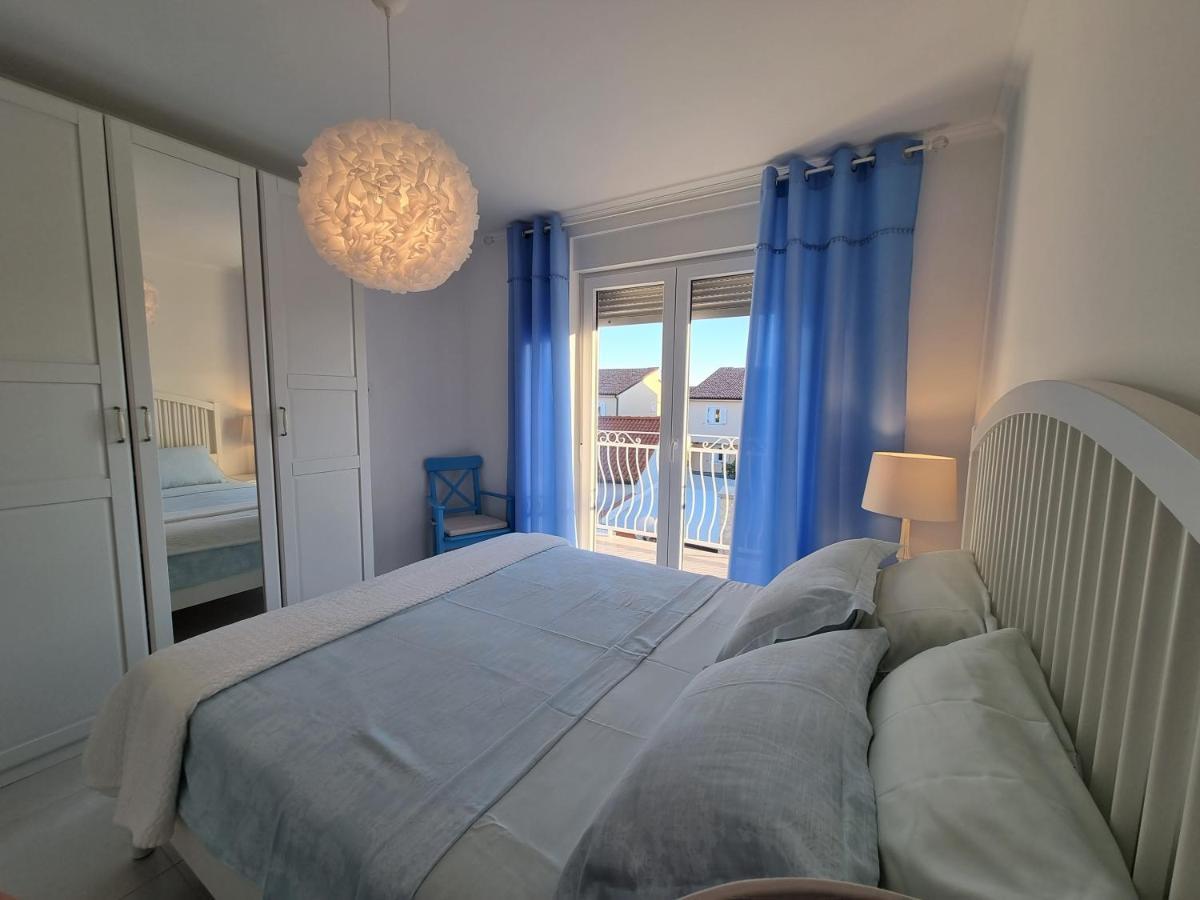 White House Posesi Villa Medulin Bagian luar foto